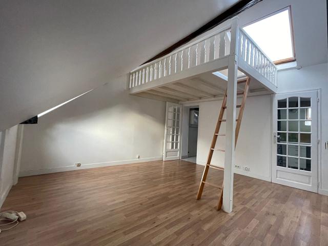 Location Appartement D 36, Saclay