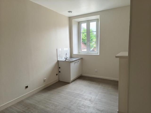 Location Appartement D 941, Champrond en Gâtine