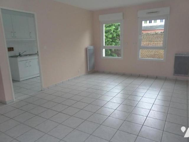 Location appartement de type F2 avec place de parking