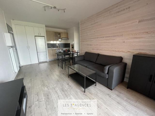 Location Appartement de type F2 | Les 3 Agences