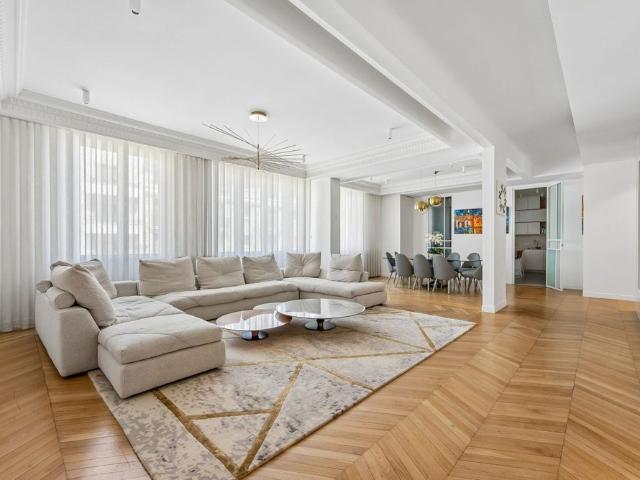 Location Appartement de luxe Neuilly sur Seine 6 Pièces 243 m²