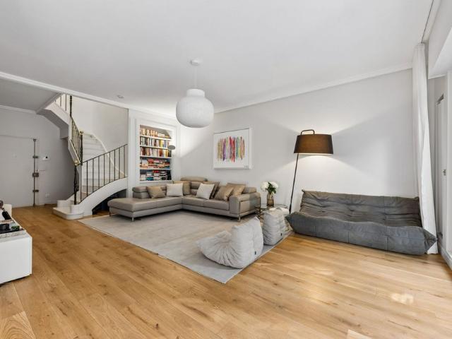 Location Appartement de luxe Paris 16 6 Pièces 174 m²