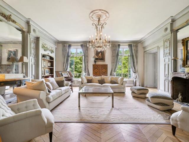 Location Appartement de luxe Paris 7 7 Pièces 320 m²
