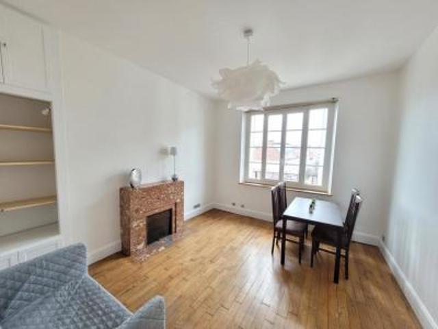 location appartement dijon 3 pièces 60 m2 cote d'or 21000 795 € / mois
