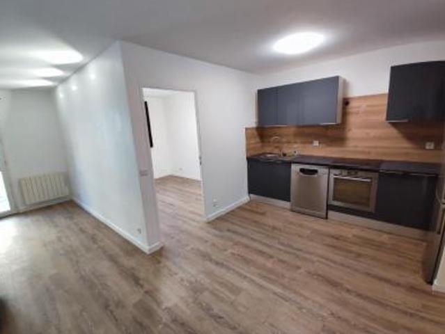 location appartement divonne les bains 2 pièces 43 m2 ain 01220 1590 € / mois