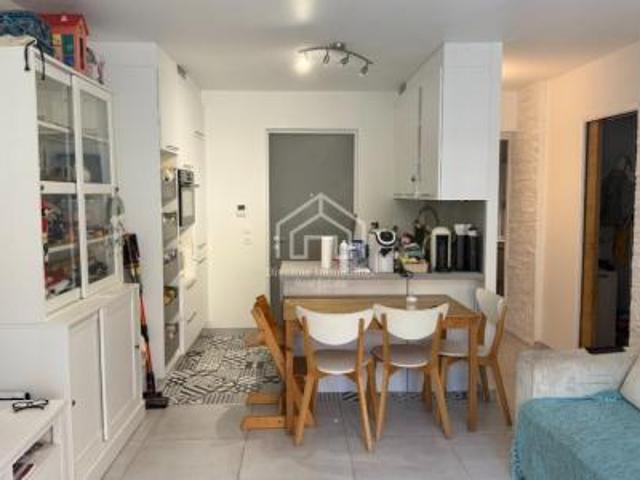 location appartement divonne les bains 2 pièces 56 m2 ain 01220 1690 € / mois
