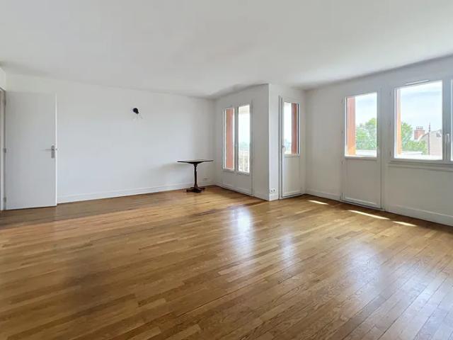 Location Appartement Domaine des Hocquettes, Suresnes