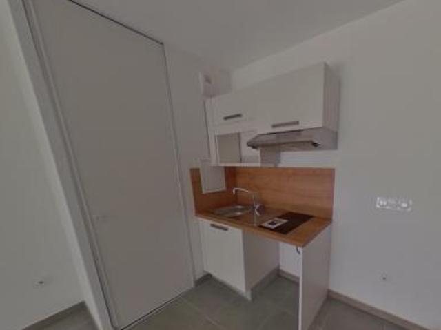 location appartement draguignan 2 pièces 45 m2 var 83300 601 € / mois