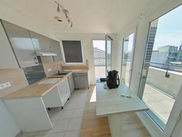 location appartement drancy 2 pièces 41 m2 seine saint denis 93700 987 € / mois
