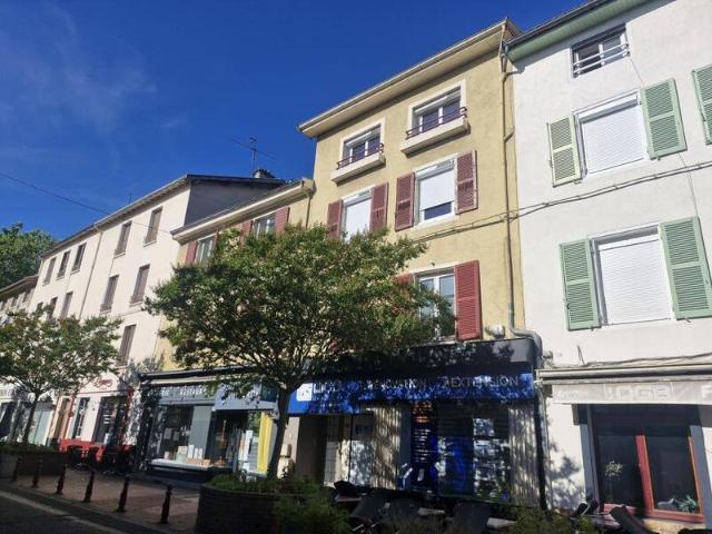 Location appartement duplex/triplex 3 pièces 100 m² Bourgoin Jallieu 38300 759 €