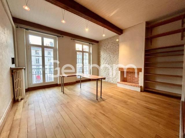 Location Appartement duplex 3 pièces 71,87 m² 1
