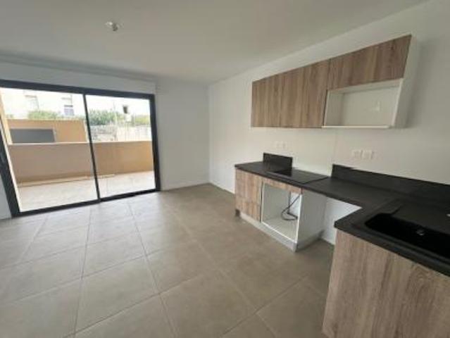 location appartement elne 3 pièces 62 m2 pyrenees orientales 66200 660 € / mois