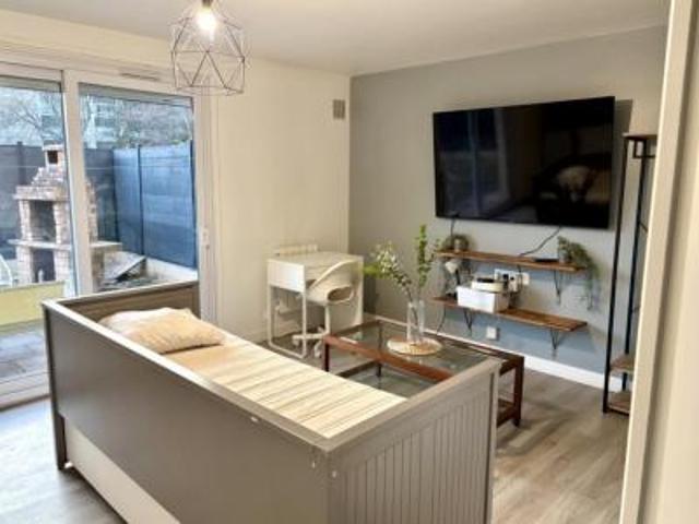 location appartement elancourt 1 pièce 26 m2 yvelines 78990 730 € / mois