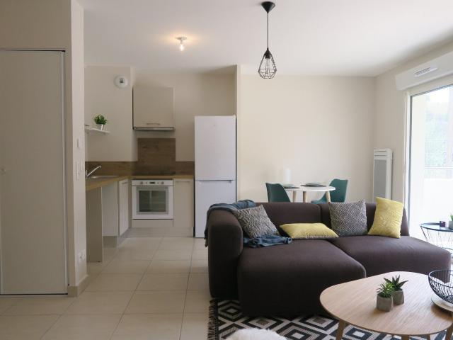 Location appartement en résidence Boujan sur libron, 40m² 2 pièces 599€ avec terrasse