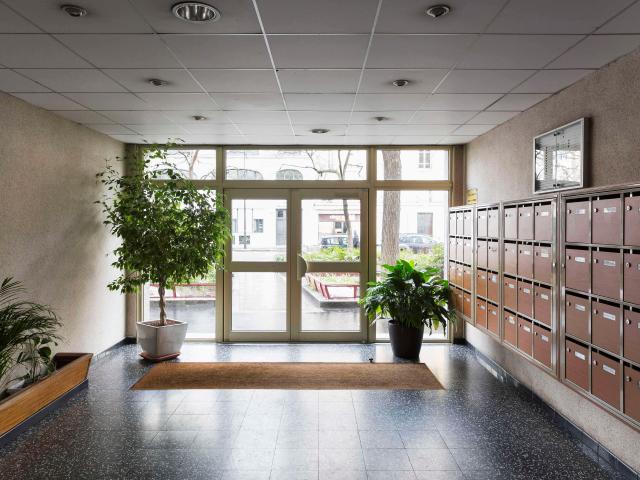 Location Appartement Esplanade Gilles Jacquier, Paris