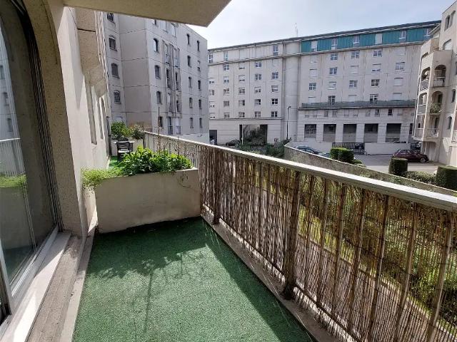 Location Appartement Esplanade du Champ de Mars, Rouen