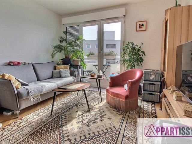 Location Appartement Esplanade Raoul Follereau, Issy les Moulineaux