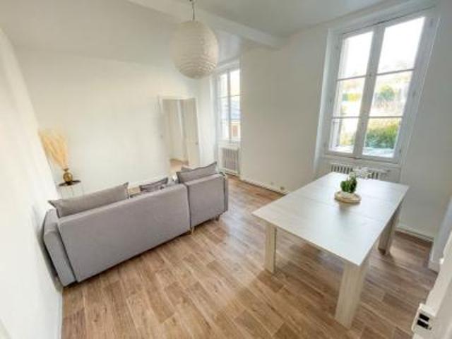 location appartement etampes 2 pièces 44 m2 essonne 91150 900 € / mois