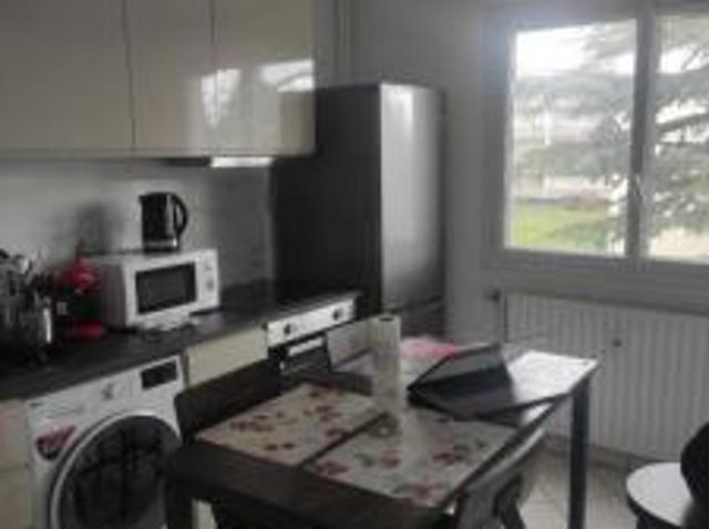 location appartement evry 1 pièce 11 m2 essonne 91000 520 € / mois