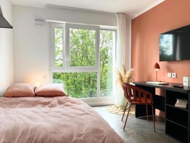 location appartement evry 1 pièce 18 m2 essonne 91000 815 € / mois