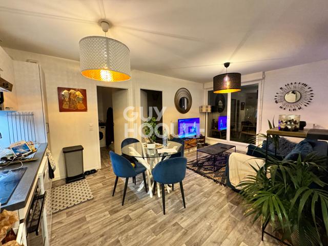 LOCATION: appartement F3 50 m² Carrez à CORBEIL ESSONNES