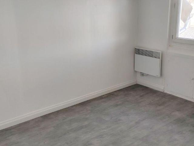 Location Appartement F3 en soleillé