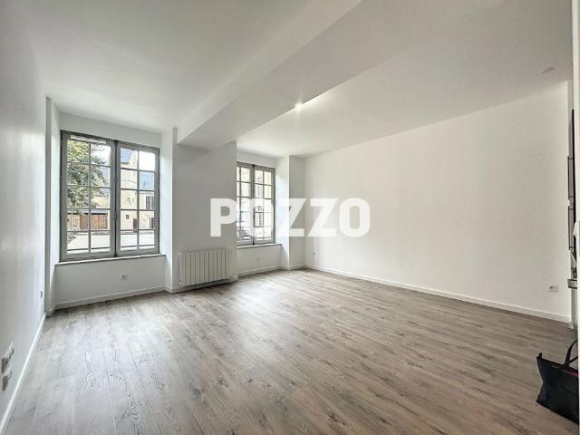 LOCATION: appartement F2 61 m² à CAEN