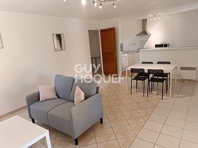 Location: appartement F2 meublé à VIOLES
