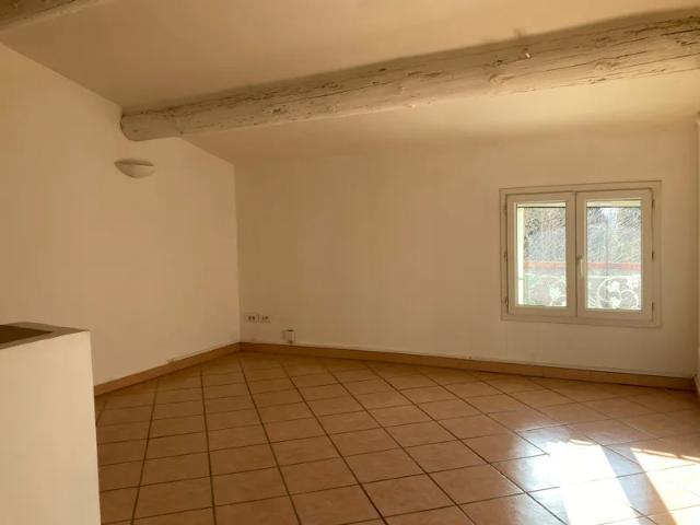 Location Appartement Faïsse du Cros, Éguilles