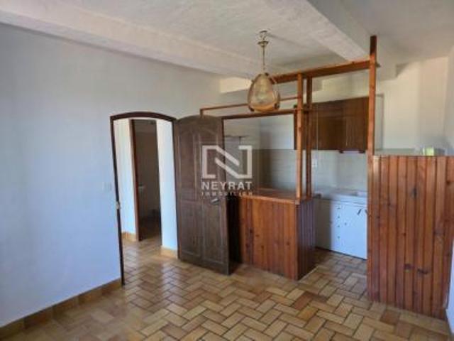 location appartement fayence 2 pièces 36 m2 var 83440 550 € / mois