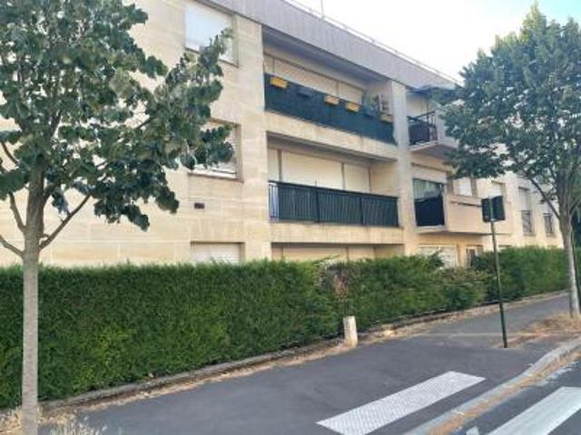 location appartement fontenay aux roses 2 pièces 40 m2 hauts de seine 92260 1150 € / mois