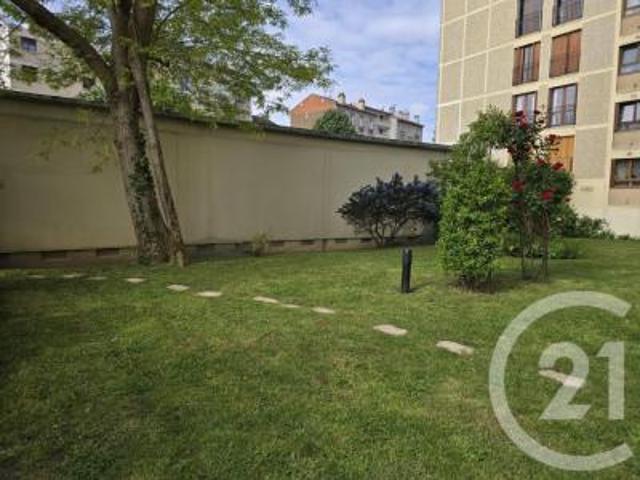 location appartement fontenay sous bois 1 pièce 27 m2 val de marne 94120 850 € / mois