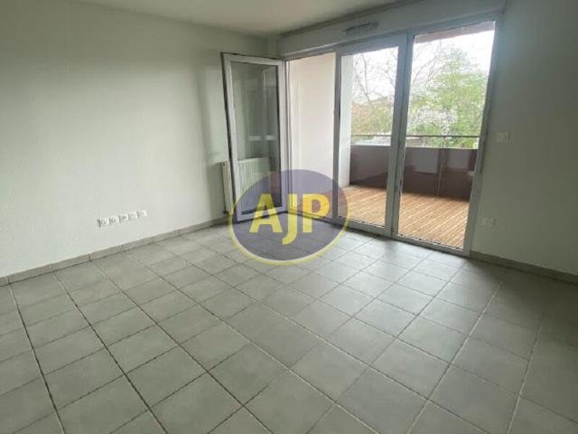 Location appartement Frouzins: 613 € AJP Mateille Immobilier Biarritz