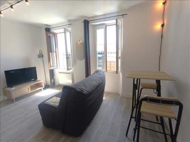 location appartement frejus 1 pièce 21 m2 var 83600 450 € / mois