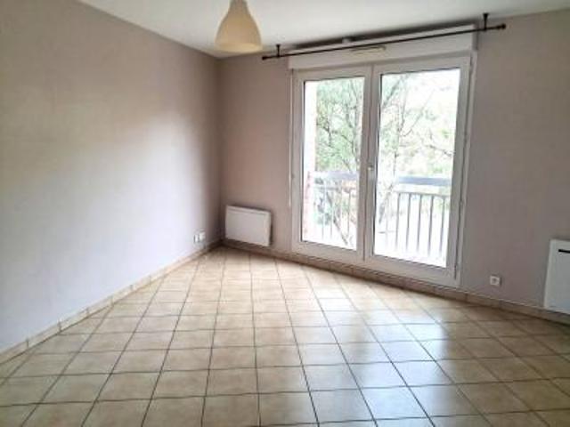 location appartement gare 2 pièces 43 m2 yonne 89100 480 €