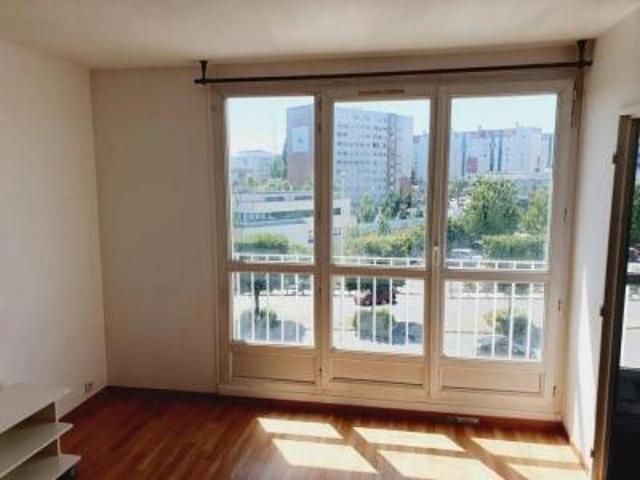 location appartement garges les gonesse 1 pièce 24 m2 val d'oise 95140 850 € / mois