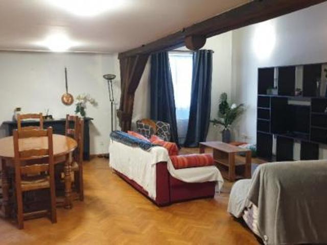 location appartement gien 2 pièces 75 m2 loiret 45500 640 € / mois