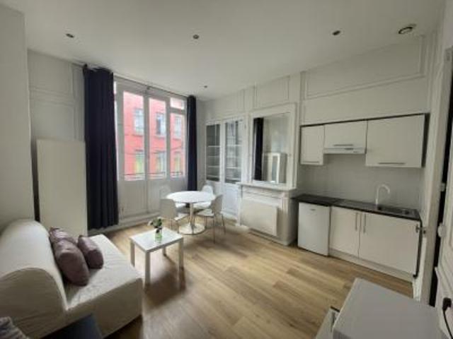 location appartement grand place 1 pièce 23 m2 nord 59100 590 €