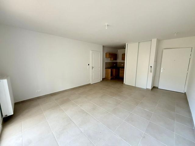 Location Appartement Grande Place, Jouarre