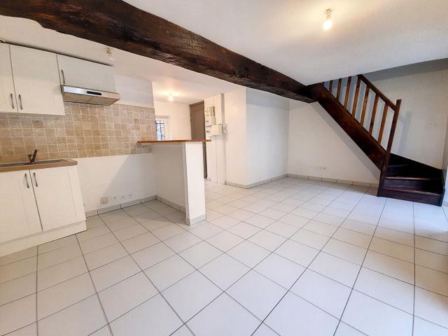 Location Appartement Grande Rue de la Halle, Crémieu