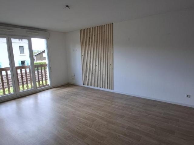 Location Appartement Grande Rue, Izeron