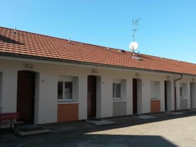 location appartement hauteville lompnes 1 pièce 27 m2 ain 01110 310 € / mois