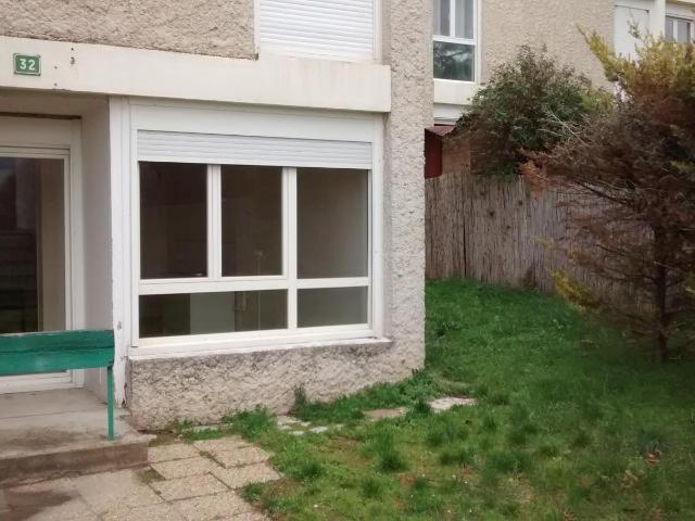 Location Appartement Impasse Marin la Meslée, Apt