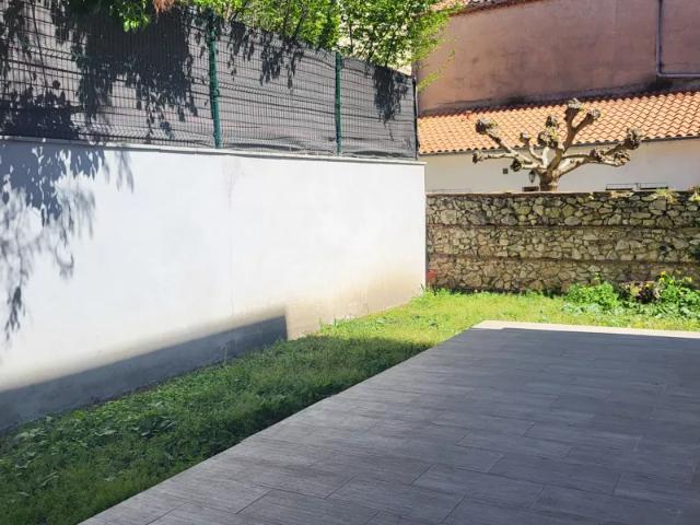 Location Appartement Impasse Courtine des Arènes, Agen