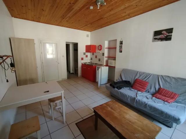 Location Appartement Impasse des Sauzedes, Chassiers