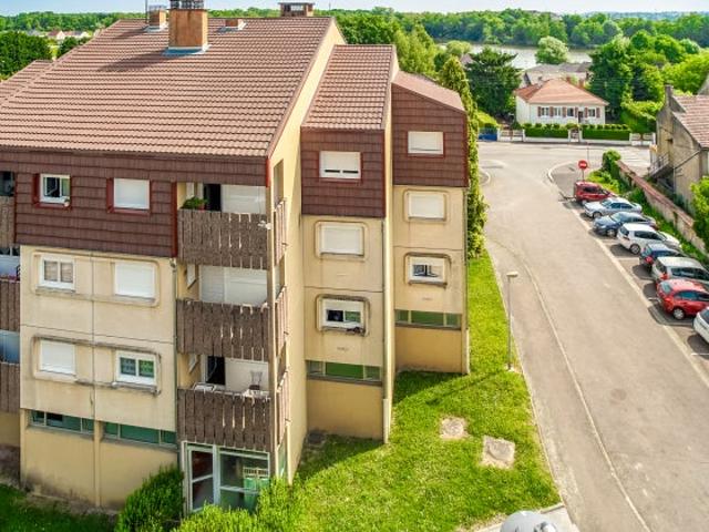 Location Appartement Impasse Honoré d'Estienne d'Orves, Montchanin