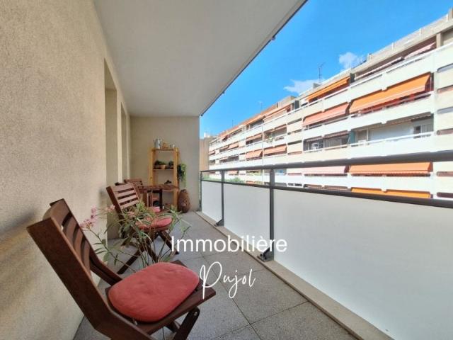 Location Appartement Impasse Saint Charles, Marseille