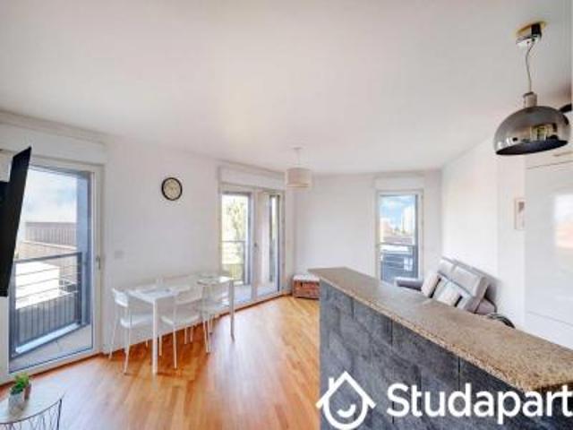 location appartement issy les moulineaux 3 pièces 77 m2 hauts de seine 92130 3180 € / mois