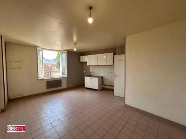 location appartement jouy sous thelle 1 pièce 23 m2 oise 60240 374 € / mois