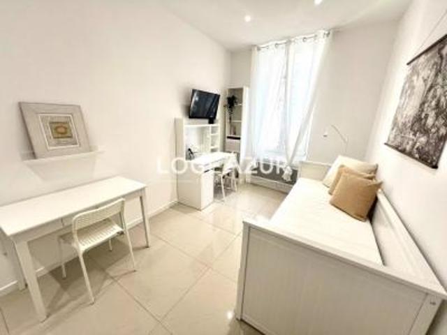 location appartement juan les pins 1 pièce 19 m2 alpes maritimes 06160 590 € / mois